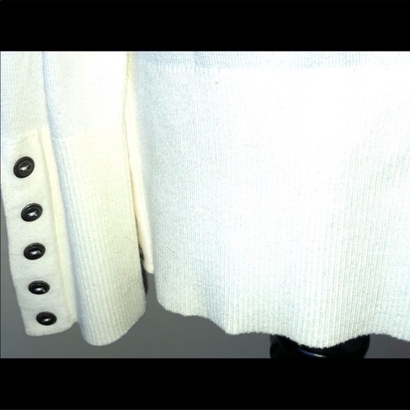 NWT DG2 Diane Gilman Off White Turtleneck-Sz L - Picture 8 of 8